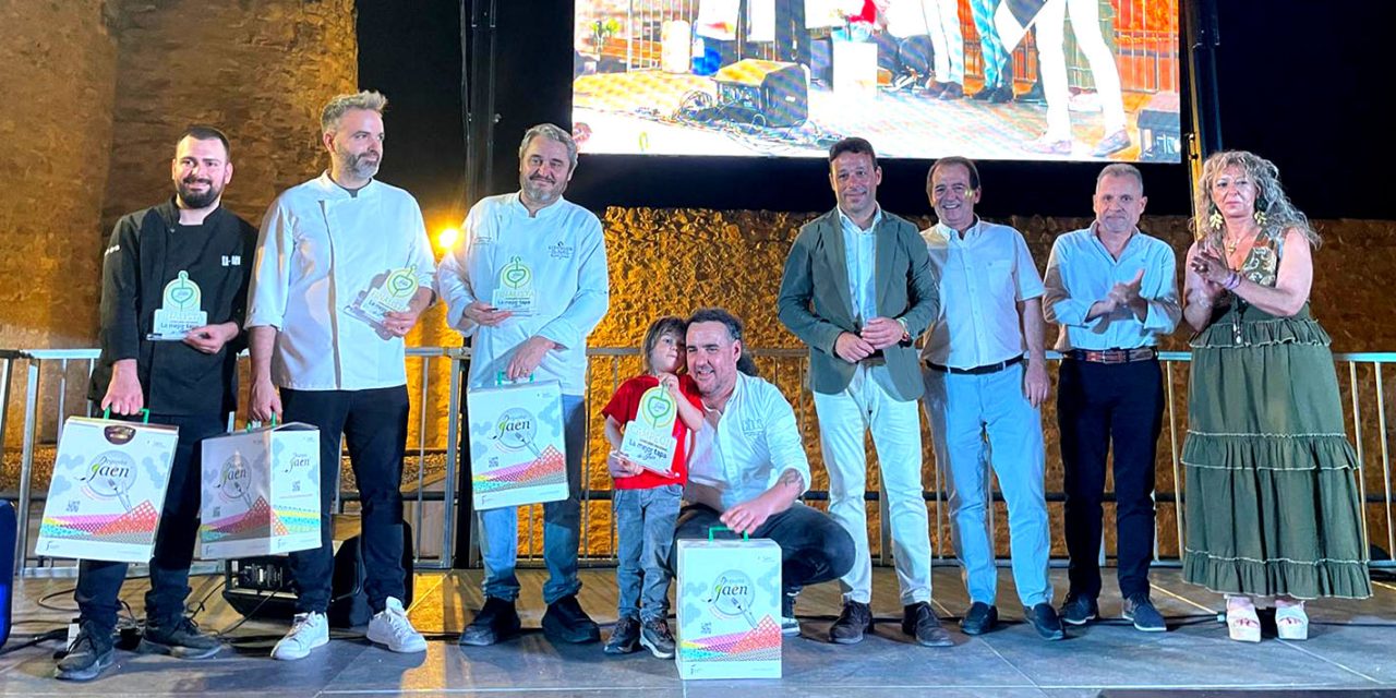 El chef José Santiago gana la final del VII Concurso Nacional “La mejor tapa de Jaén”, celebrado en Lopera