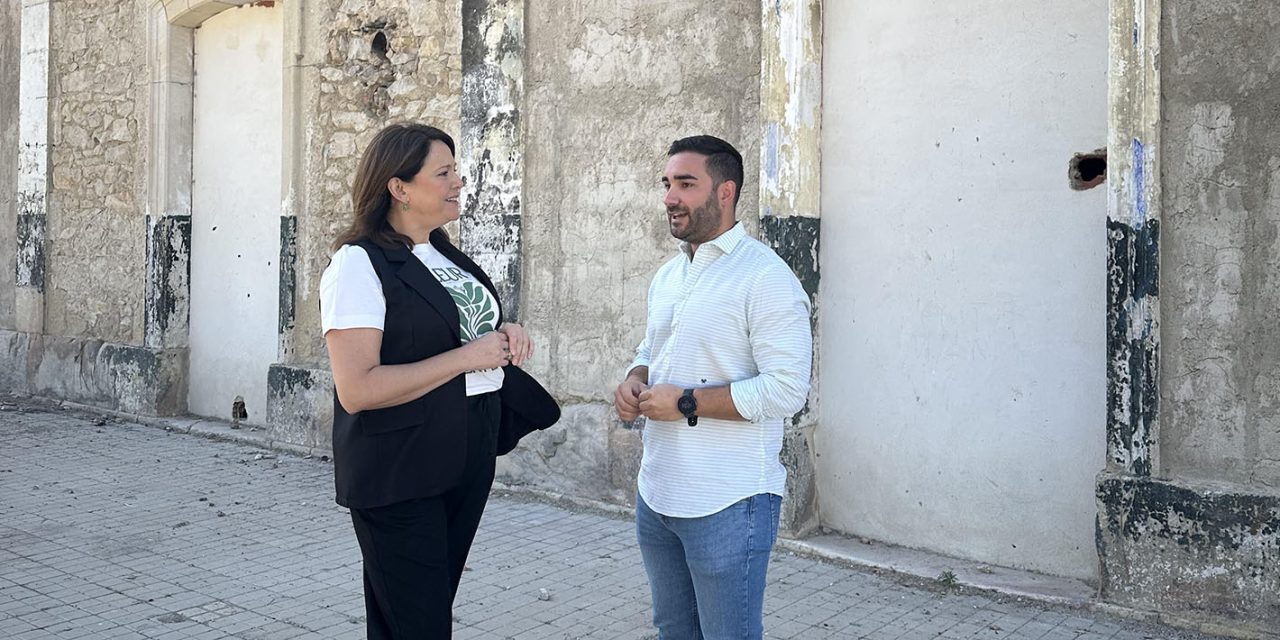 El proyecto de rehabilitación del antiguo edificio de Renfe de Martos, más cerca
