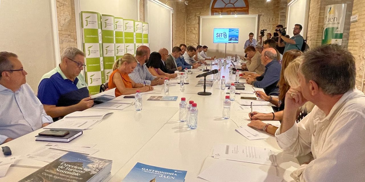 La provincia mejora ingresos, estancia media y gasto por turista pese al retroceso en pernoctaciones